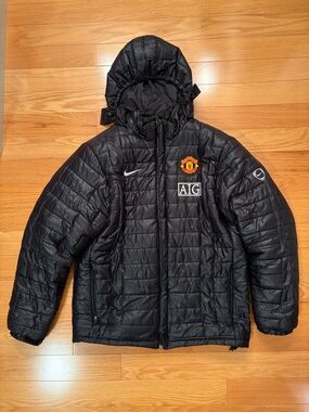 Nike x Manchester United Black Quilted Hooded Puffer Jacket Spring/Fall